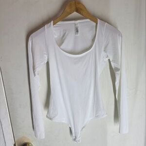 Skims The Long-Sleeve Supima Square-Neck Bodysuit